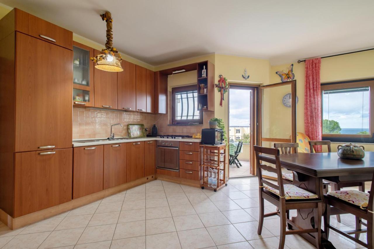 Villa Pitti Кастелсардо Екстериор снимка